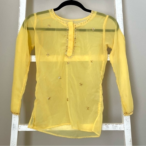 sheer yellow beaded blouse​​​​​​​ - Picture 1 of 4